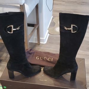 GUCCI GORGEOUS SUEDE NEURO HORSEBIT HEEL BOOTS